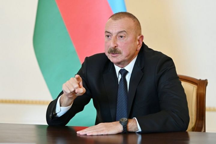 Prezident həbs olunan icra başçılarından danışdı
