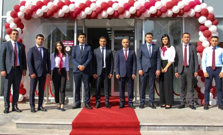 Bank “Zəfər” filialını istifadəyə verdi