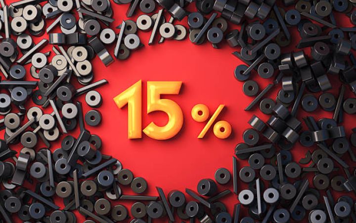 Kredit şirkəti illik 15 faizlə 2 milyon manat borc alır