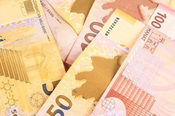 Palata: Əmanətlərdəki geriləmə tələbli əmanətlərin azalmasından qaynaqlanır