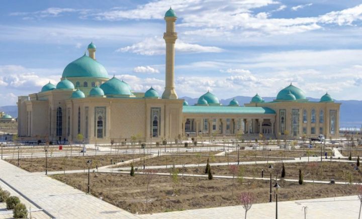Naxçıvanda böyük məscid kompleksi tikilir - eyni vaxtda 5 min nəfər ibadət edə biləcək