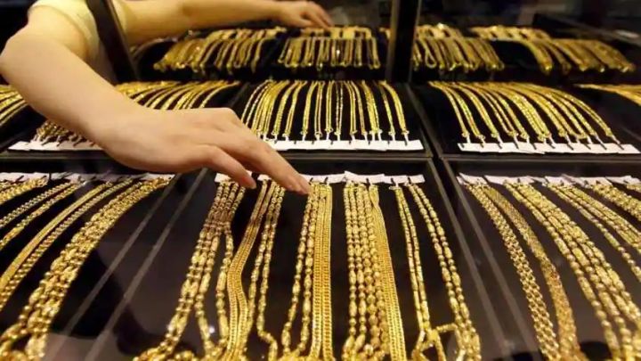Dolların ucuzlaşması ilə qızıl daha da bahalaşdı