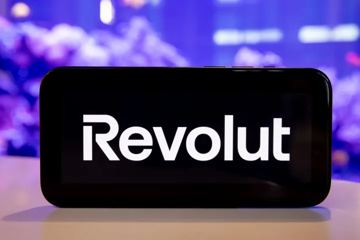"Revolut" Dünyanın ən sürətlə böyüyən markasıdır